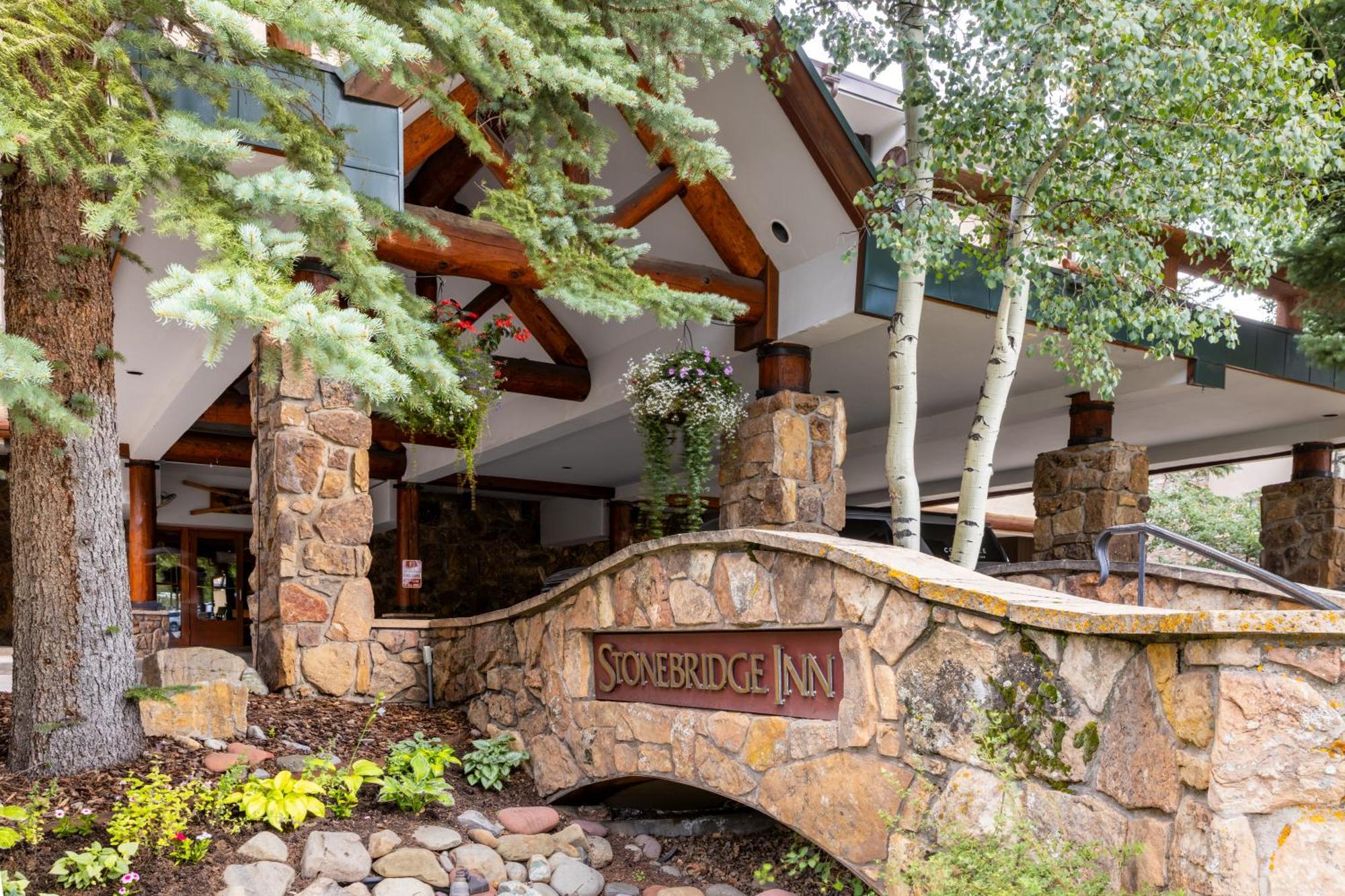Stonebridge Inn Snowmass Village Exteriör bild